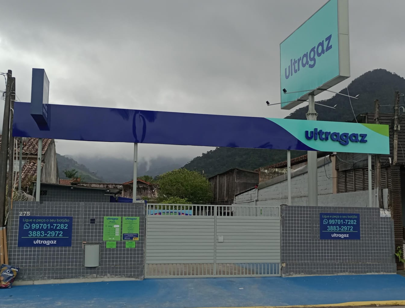 Moradores de Caraguatatuba — Equipe Litoral Água e Gás